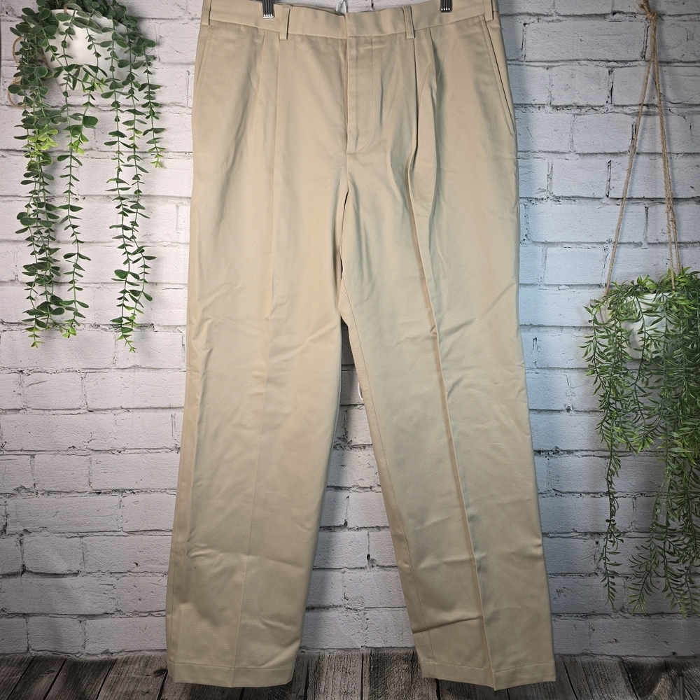 Duluth Trading Co Men's Khaki Chinos CASUAL GREAT CONDITION SIZE 36X32